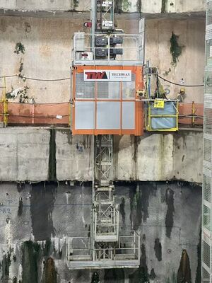 Q345B Échafaudage en acier de 1000 kg et élévateur à pignon pour tunnel