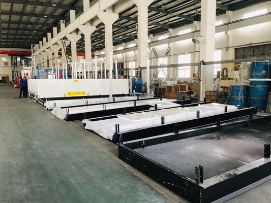 4Plateforme de chargement de matériaux de largeur de 0,2 m avec des chaînes de boulons à poutres galvanisées à chaud pour chantiers de construction
