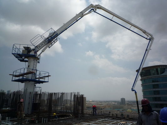 Bon prix Grimpeur intérieure fixe 24m Arpenteur de béton pour la construction de la tour en ligne